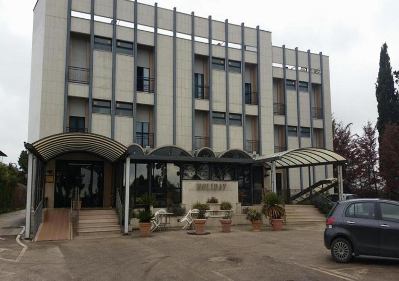 Hotel Holiday Foggia Kültér fotó